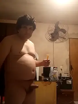 Snapshot of Claudiop2061 chatting on 10.15.25 Claudiop2061 online show from 10.15.25