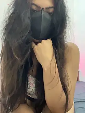 Snapshot of Angel_Zaara chatting on 10.15.25 Angel Zaara online show from 10.15.25