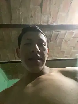 Snapshot of nowex18 chatting on 10.18.25 nowex18 online show from 10.18.25