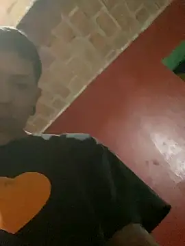 Snapshot of nowex18 chatting on 10.21.25 nowex18 online show from 10.21.25