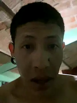 Snapshot of nowex18 chatting on 10.24.25 nowex18 online show from 10.24.25