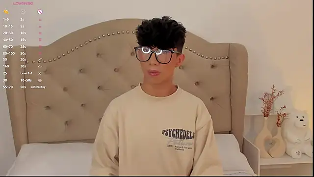 Snapshot of FabianPriince chatting on 01.11.25 FabianPriince online show from 01.11.25