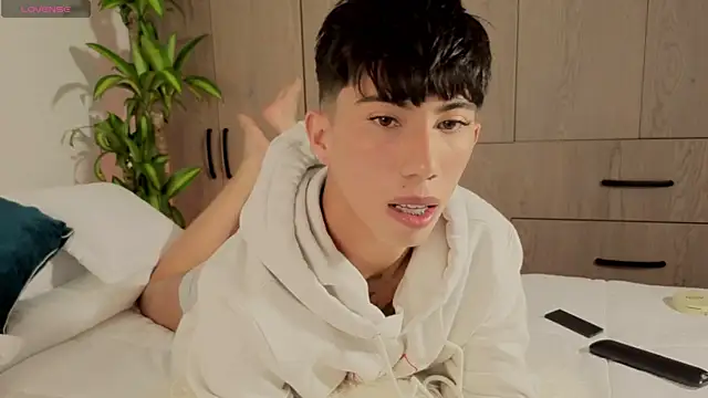 Snapshot of FabianPriince chatting on 09.26.25 FabianPriince online show from 09.26.25