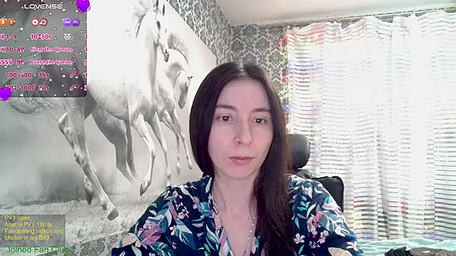 Snapshot of Wowpornoo chatting on 02.11.25 Wowpornoo online show from 02.11.25