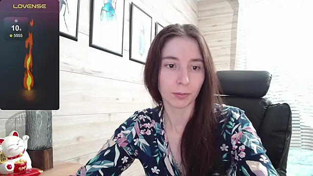 Snapshot of Wowpornoo chatting on 09.18.25 Wowpornoo online show from 09.18.25