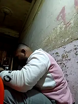 Snapshot of ListedLoin chatting on 01.23.25 ListedLoin online show from 01.23.25