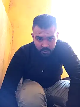 Snapshot of ListedLoin chatting on 01.23.25 ListedLoin online show from 01.23.25