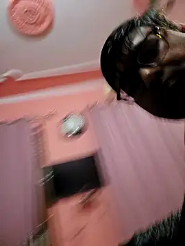 Snapshot of Loveboycurvy chatting on 01.23.25 Loveboycurvy online show from 01.23.25