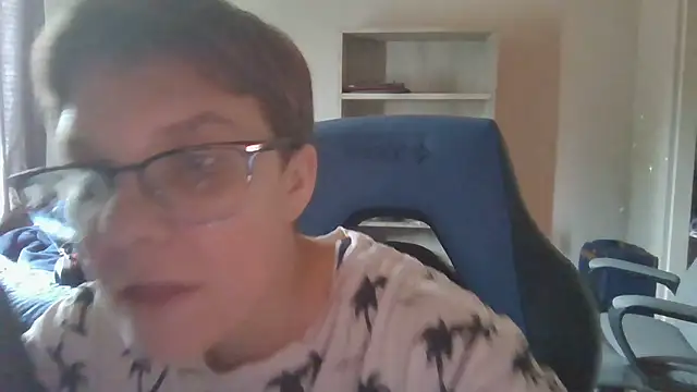 Snapshot of KaliSnow199623 chatting on 09.10.25 KaliSnow199623 online show from 09.10.25