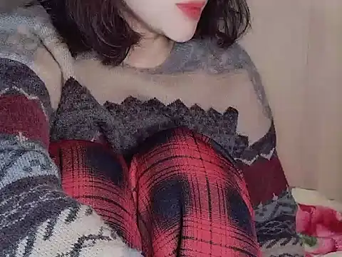 Snapshot of Pink_cream chatting on 01.14.25 Pink cream online show from 01.14.25