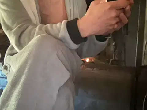 Snapshot of ExtraLotto chatting on 01.12.25 ExtraLotto online show from 01.12.25