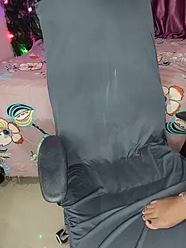 Snapshot of Tanvi-patil chatting on 09.24.25 Tanvi-patil online show from 09.24.25