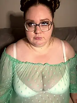 Snapshot of Chloe_WS chatting on 12.03.24 Chloe WS online show from 12.03.24