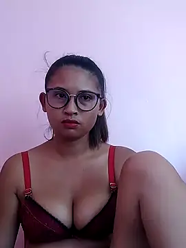 Snapshot of karen_sexy69 chatting on 02.15.25 karen sexy69 online show from 02.15.25