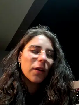 Snapshot of atenealovve_77 chatting on 11.15.25 atenealovve 77 online show from 11.15.25