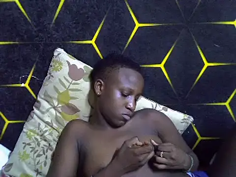 Snapshot of Spicey_diana chatting on 03.22.25 Spicey diana online show from 03.22.25