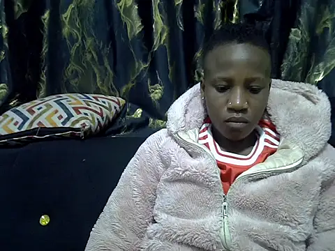 Snapshot of Spicey_diana chatting on 11.02.25 Spicey diana online show from 11.02.25