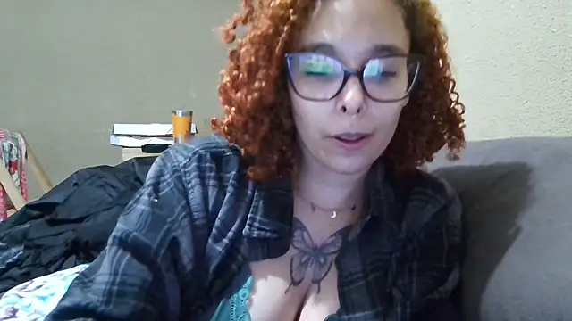 Snapshot of lizza_monroe chatting on 09.11.25 lizza monroe online show from 09.11.25