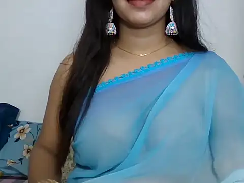 Snapshot of sparkling_queen chatting on 01.25.25 sparkling queen online show from 01.25.25