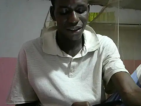 Snapshot of Bigras0011 chatting on 09.29.25 Bigras0011 online show from 09.29.25