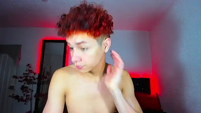 Snapshot of DavidfullOFlove chatting on 01.15.25 DavidfullOFlove online show from 01.15.25