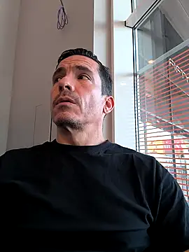 Snapshot of Lord_Two chatting on 10.25.25 Lord Two online show from 10.25.25