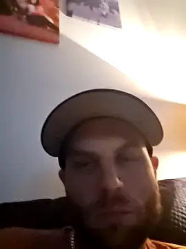 Snapshot of GeneralXMillyX chatting on 12.30.24 GeneralXMillyX online show from 12.30.24