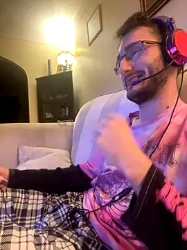 Snapshot of EE123458 chatting on 09.11.25 EE123458 online show from 09.11.25