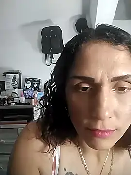 Snapshot of Corina_hot chatting on 12.12.24 Corina hot online show from 12.12.24