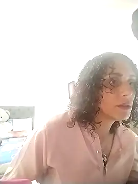 Snapshot of Corina_hot chatting on 12.27.24 Corina hot online show from 12.27.24