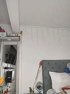 Snapshot of Corina_hot chatting on 01.13.25 Corina hot online show from 01.13.25