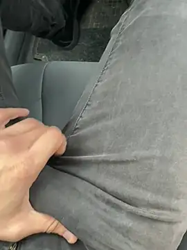 Snapshot of hotisraeli chatting on 01.22.25 hotisraeli online show from 01.22.25