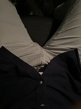 Snapshot of hotisraeli chatting on 03.13.25 hotisraeli online show from 03.13.25