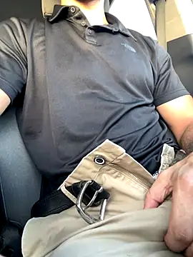 Snapshot of hotisraeli chatting on 10.05.25 hotisraeli online show from 10.05.25