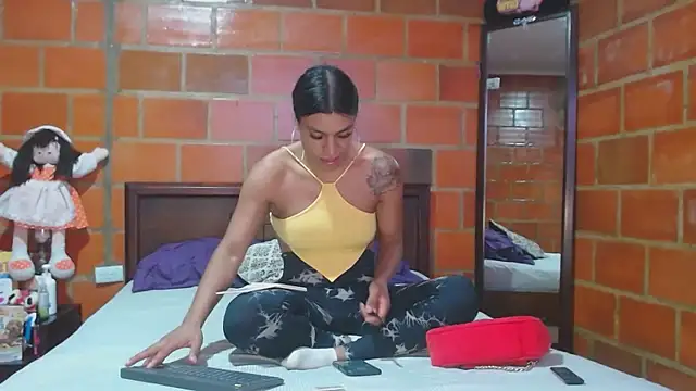 Snapshot of golositha29 chatting on 12.20.24 golositha29 online show from 12.20.24