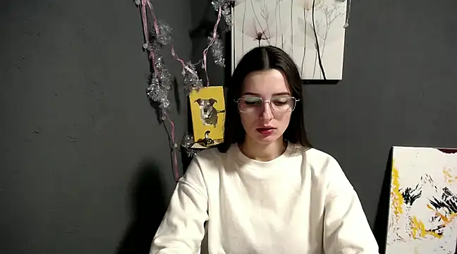 Snapshot of lady_olivia_ chatting on 12.21.24 lady olivia  online show from 12.21.24