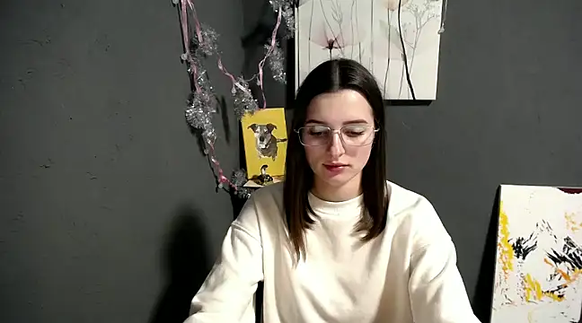Snapshot of lady_olivia_ chatting on 12.21.24 lady olivia  online show from 12.21.24
