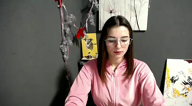 Snapshot of lady_olivia_ chatting on 01.06.25 lady olivia  online show from 01.06.25