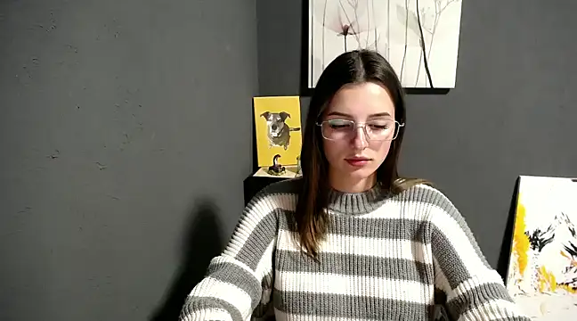 Snapshot of lady_olivia_ chatting on 02.13.25 lady olivia  online show from 02.13.25