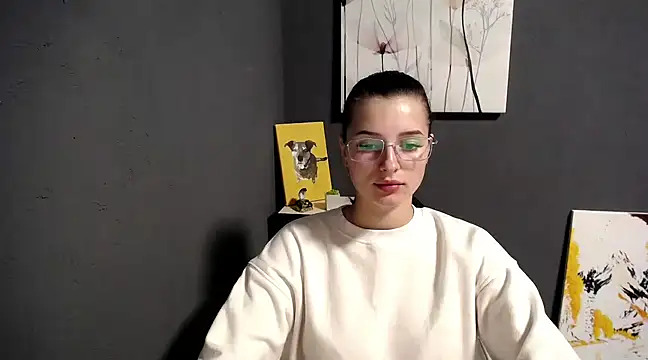 Snapshot of lady_olivia_ chatting on 02.24.25 lady olivia  online show from 02.24.25