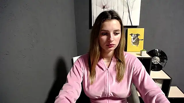 Snapshot of lady_olivia_ chatting on 09.12.25 lady olivia  online show from 09.12.25