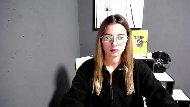 Snapshot of lady_olivia_ chatting on 09.24.25 lady olivia  online show from 09.24.25