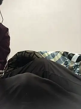 Snapshot of LustfulJerk114 chatting on 01.12.25 LustfulJerk114 online show from 01.12.25