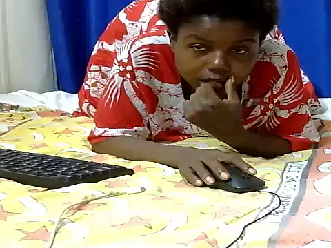 Snapshot of Sexy_kienyeji chatting on 03.03.25 Sexy kienyeji online show from 03.03.25