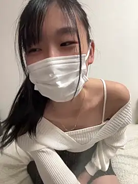 Snapshot of -Rinka- chatting on 12.26.24 -Rinka- online show from 12.26.24