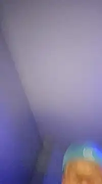 Snapshot of McdyllanXX chatting on 02.14.25 McdyllanXX online show from 02.14.25