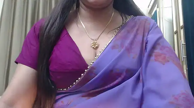 Snapshot of desi-maisa130 chatting on 12.11.24 desi-maisa130 online show from 12.11.24