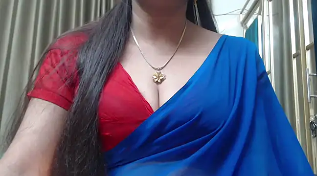 Snapshot of desi-maisa130 chatting on 12.22.24 desi-maisa130 online show from 12.22.24