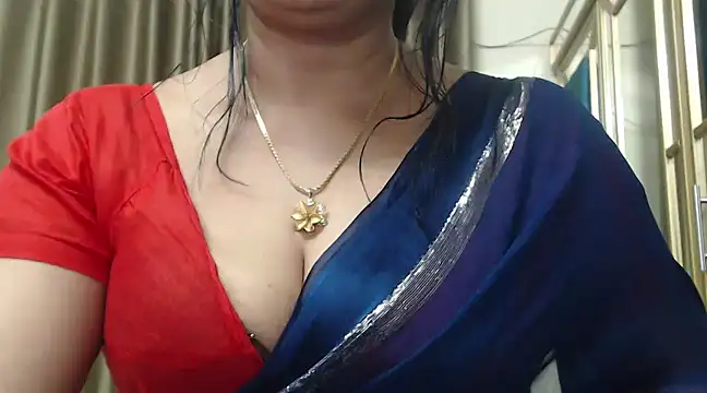 Snapshot of desi-maisa130 chatting on 01.30.25 desi-maisa130 online show from 01.30.25