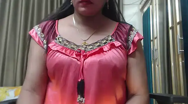 Snapshot of desi-maisa130 chatting on 03.08.25 desi-maisa130 online show from 03.08.25